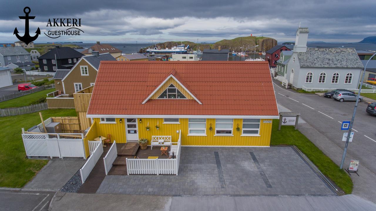 Akkeri Guesthouse Stykkisholmur Exterior photo